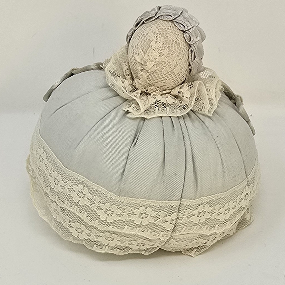 Vtg little girl antique half doll porcelain germany pincushion - Picture 5 of 8